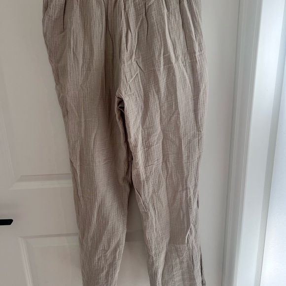 Women’s beige cotton pants size large - Picture 6 of 9